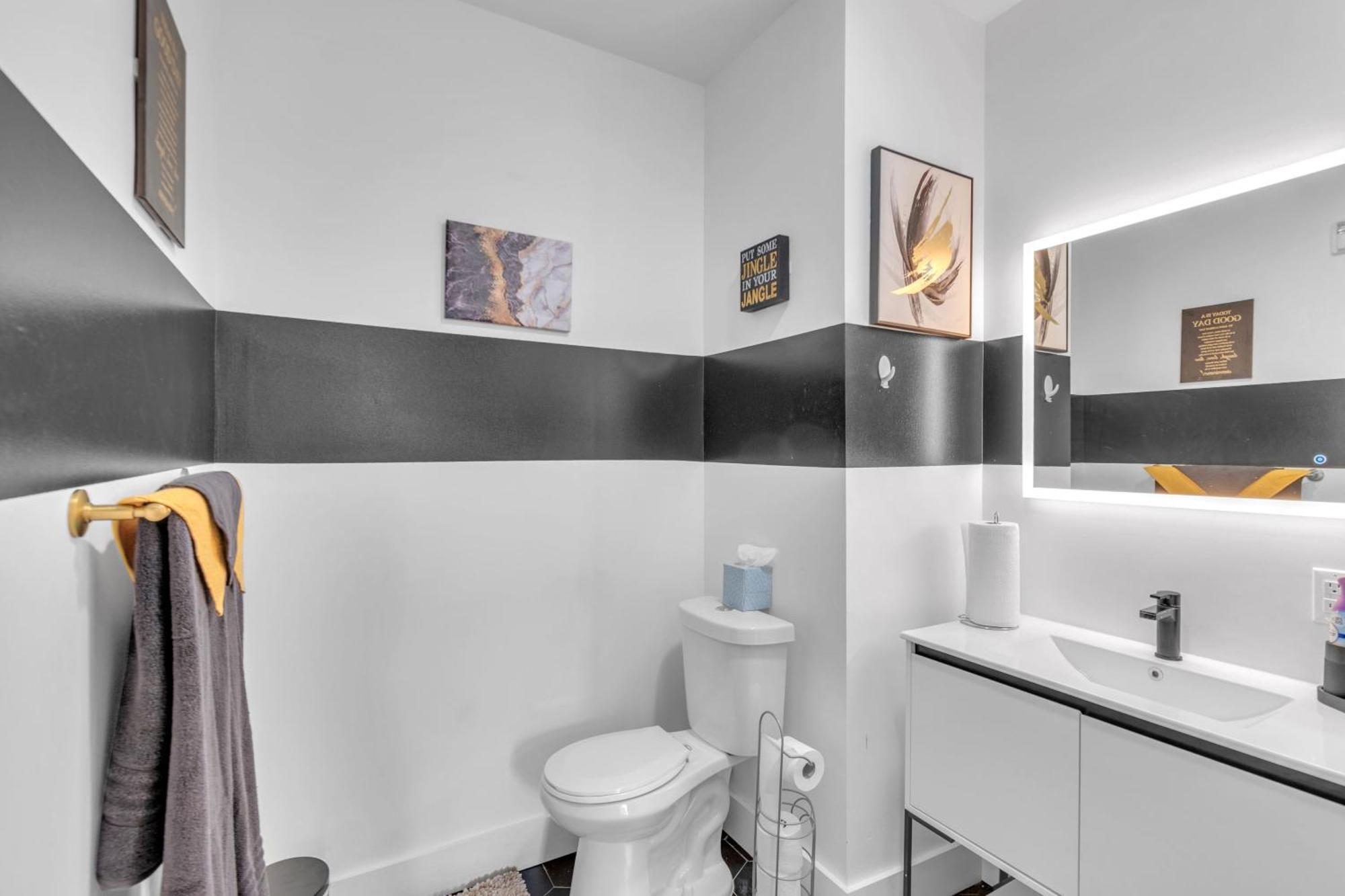 Appartement Royal Oasis Indoor Pool, Free Parking, Near Nyc à Elizabeth Extérieur photo