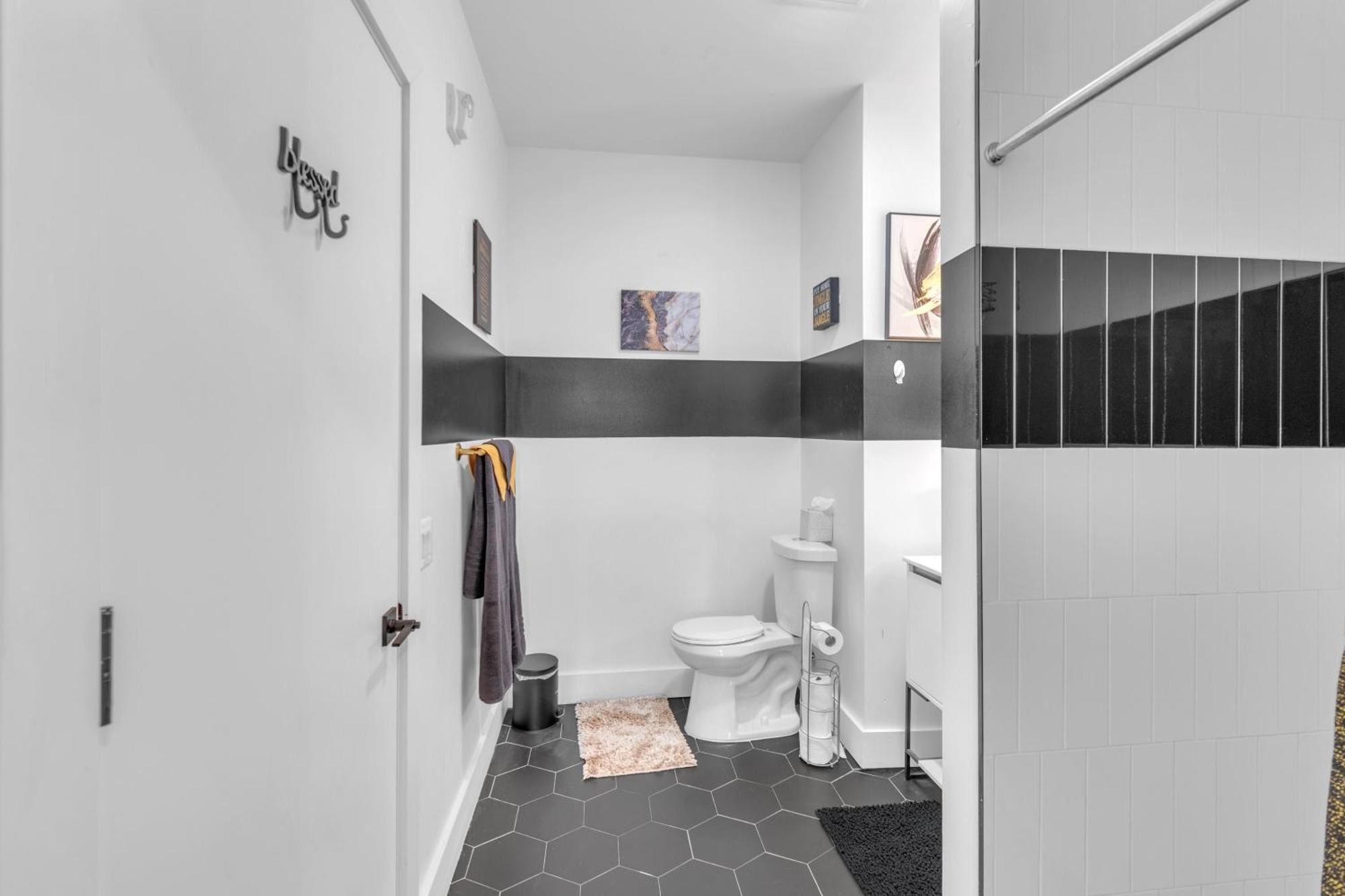 Appartement Royal Oasis Indoor Pool, Free Parking, Near Nyc à Elizabeth Extérieur photo